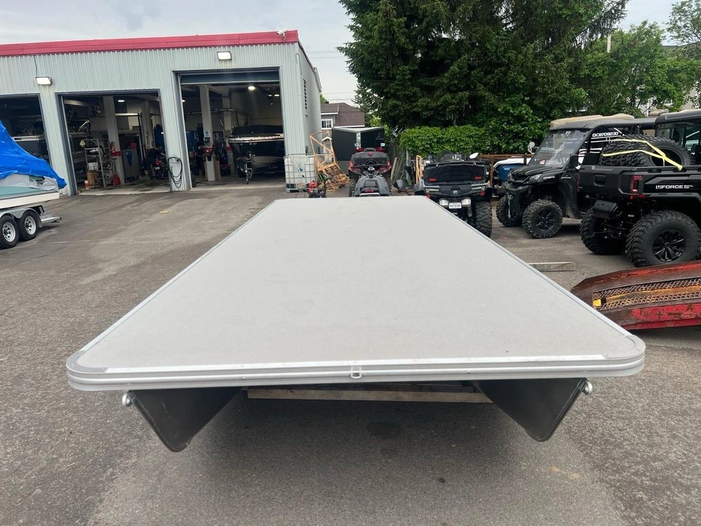 2025 Armada Plate-forme 8 X 23 Boite-m alt