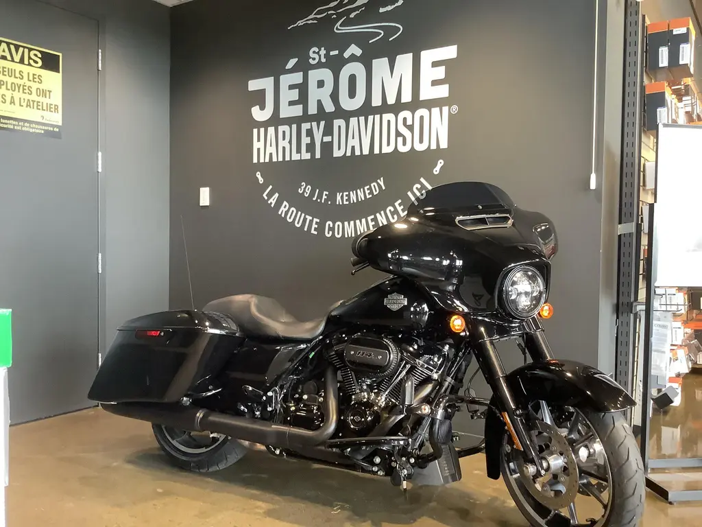 2022 Harley-Davidson STREET GLIDE S FLHXS