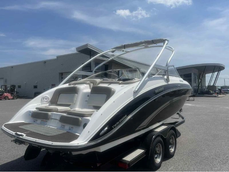 Yamaha 242 Ltd S 2010 alt