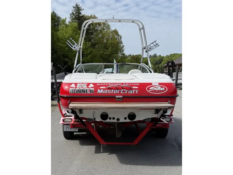 Mastercraft X10 2002