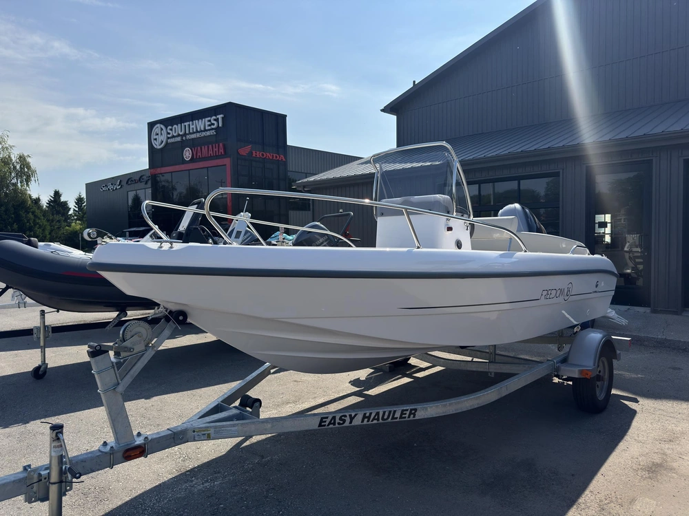 2023 Capelli Freedom 16 alt