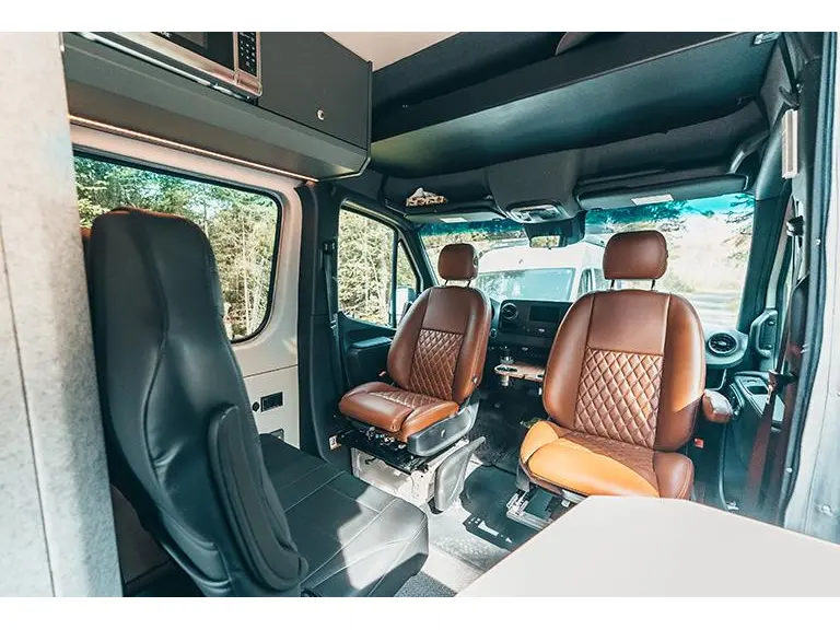 2026 Uwagen Série 7 Overland