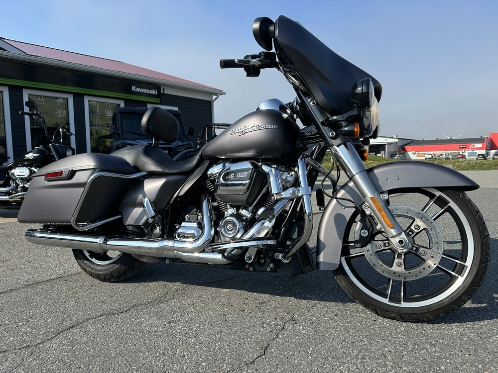2017 Other Harley-davidson Street Glide 107 alt