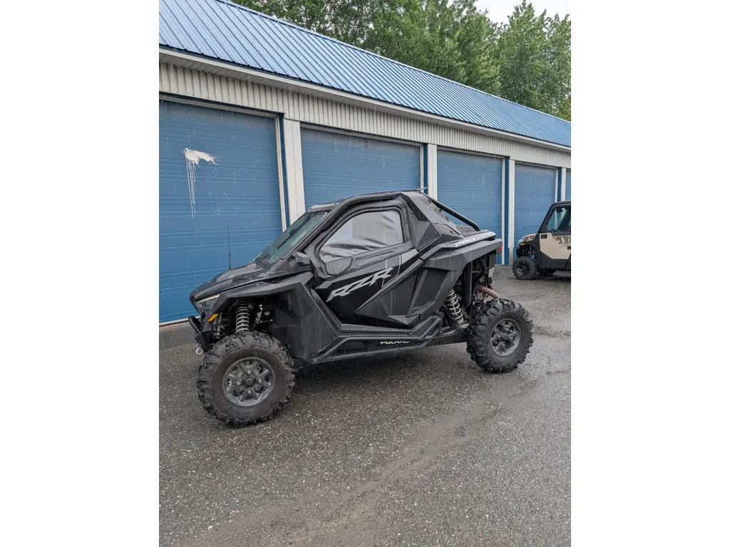Polaris RZR PRO XP 2020 - Équipement complet