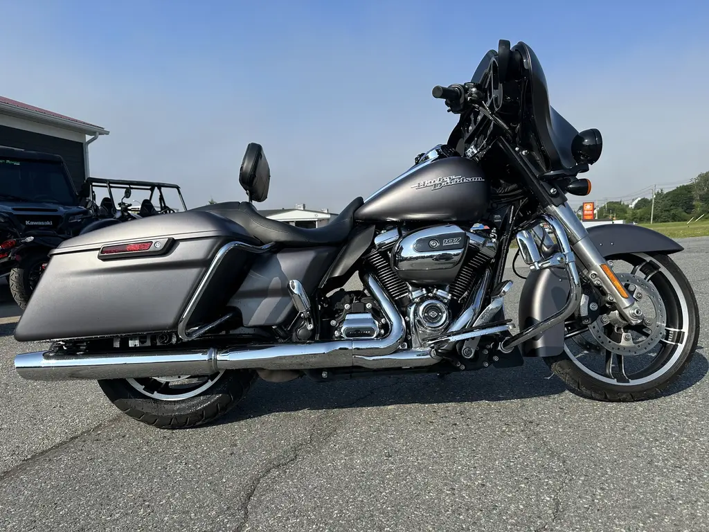 2017 Other Harley-Davidson Street Glide 107