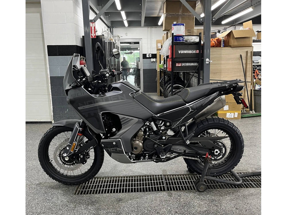 Husqvarna Norden 901 2025 alt
