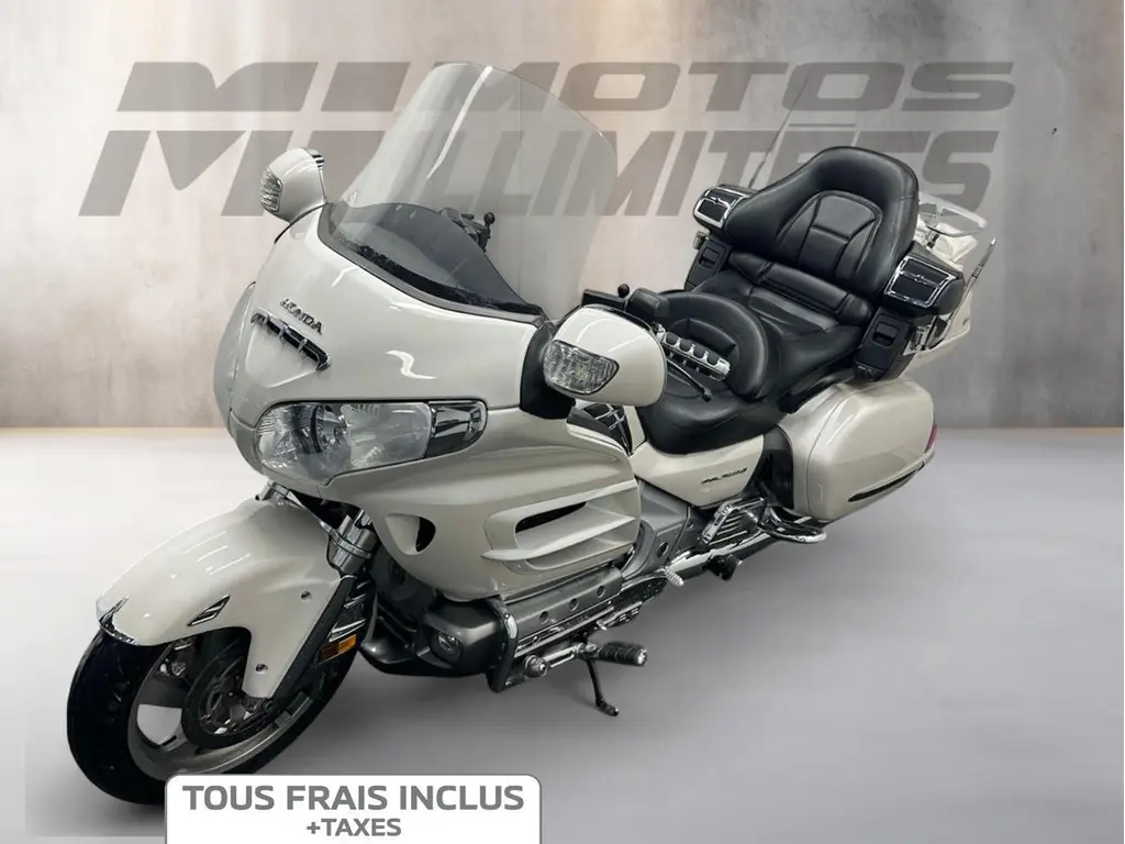 2010 Honda GL1800AD Goldwing Airbag.ABS.GPS