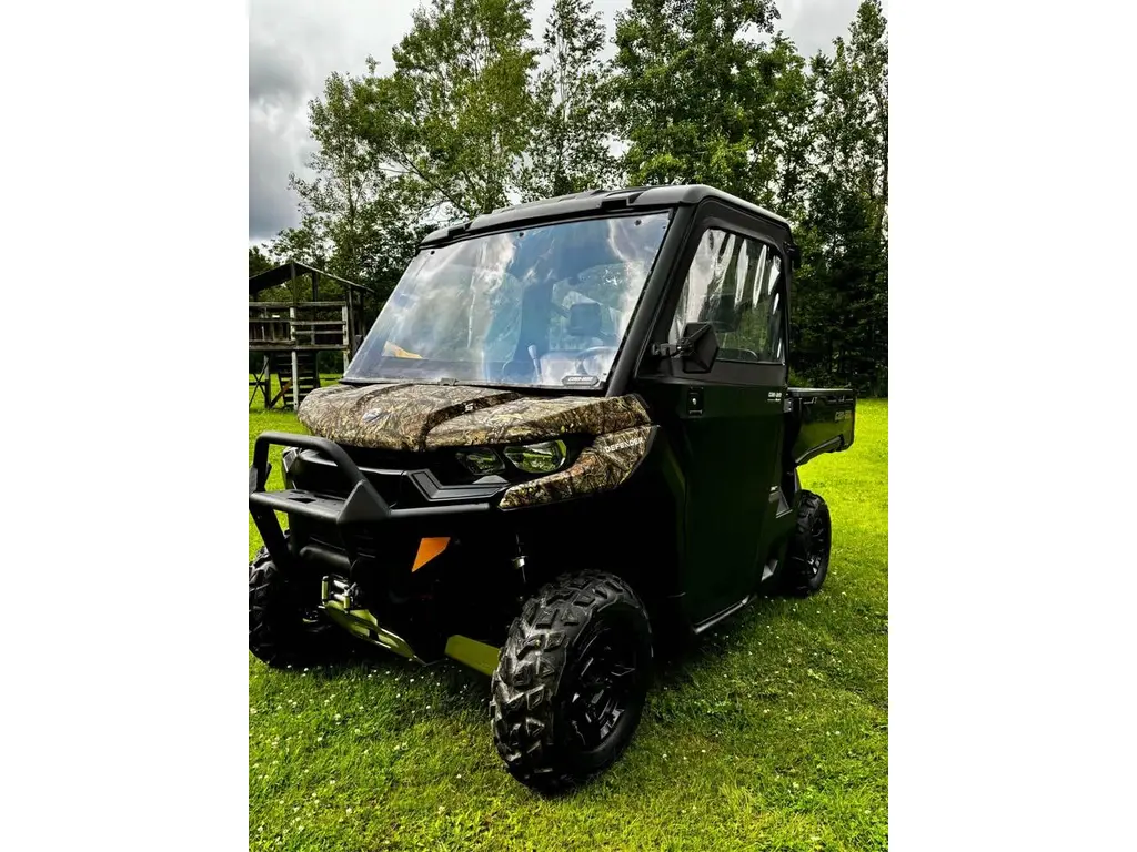 2021 Can-Am DEFENDER HD5