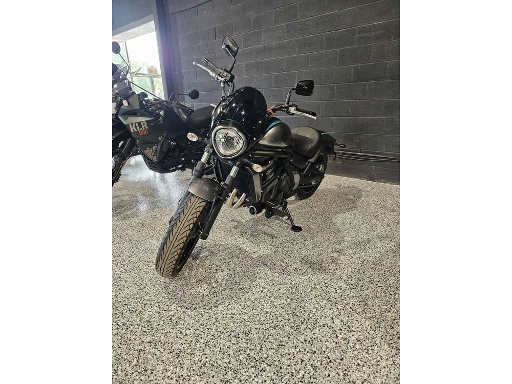 Kawasaki Vulcan S Cafe 2025 alt