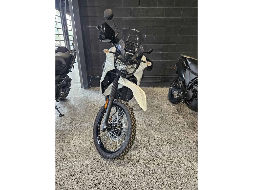 Kawasaki Klr650 2025 alt