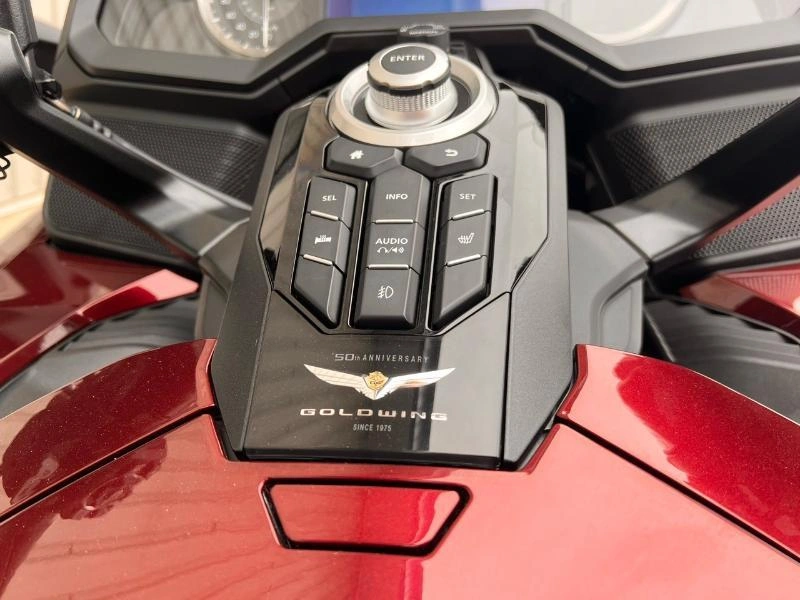 Honda Gold Wing Tour Dct 50e Anniversaire 2025 alt