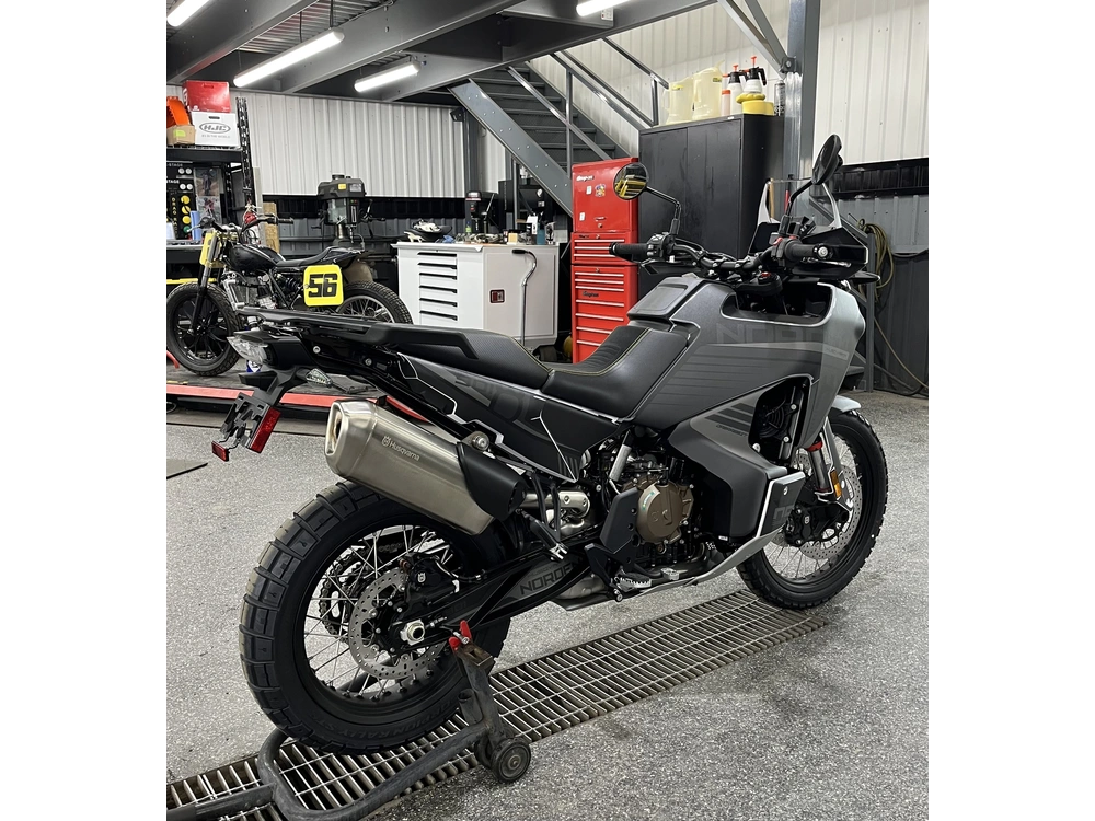 Husqvarna Norden 901 2025 alt