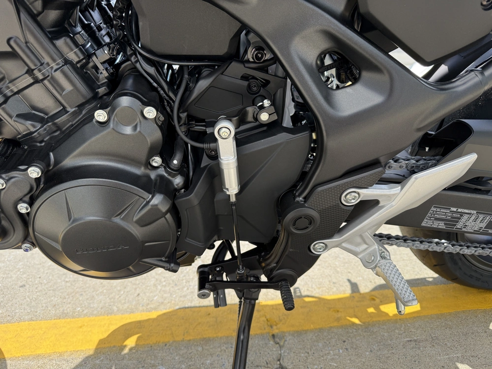 Honda Cb750 Abs 2025 alt