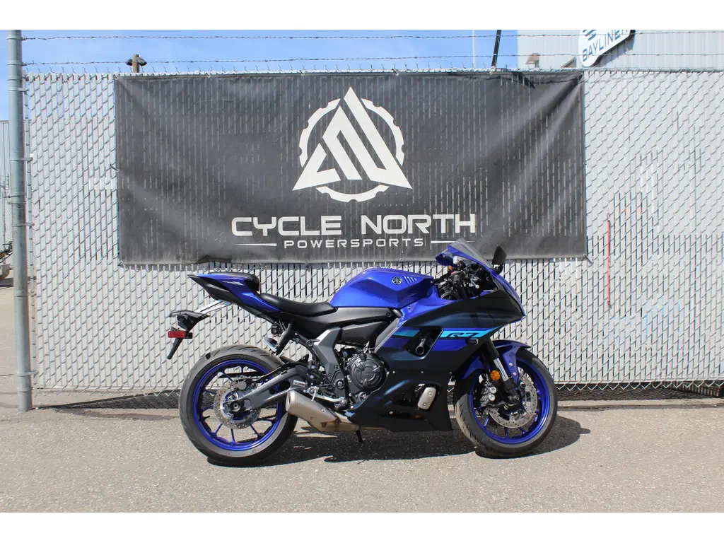 2024 Yamaha R7