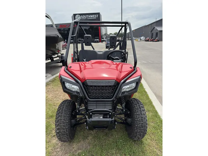 2025 Honda Pioneer 520 thumbnail 8
