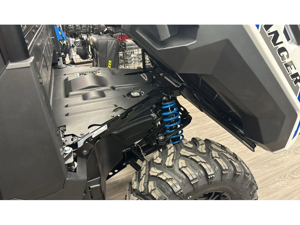 2024 Polaris Ranger Xp Kinetic Ult - Icy White Pearl Ultimate alt