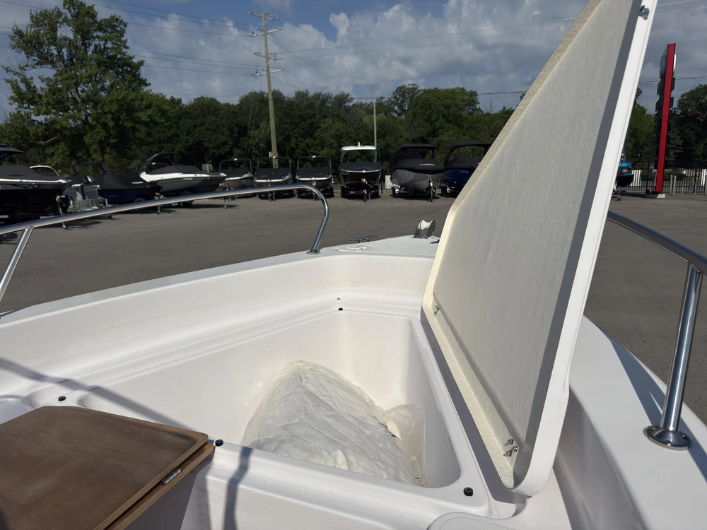 2023 Capelli Freedom 16 alt