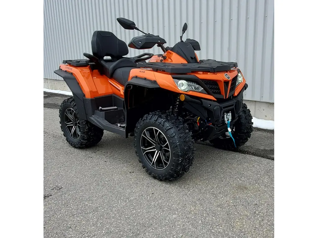 2025 CFMOTO CFORCE 800 Touring