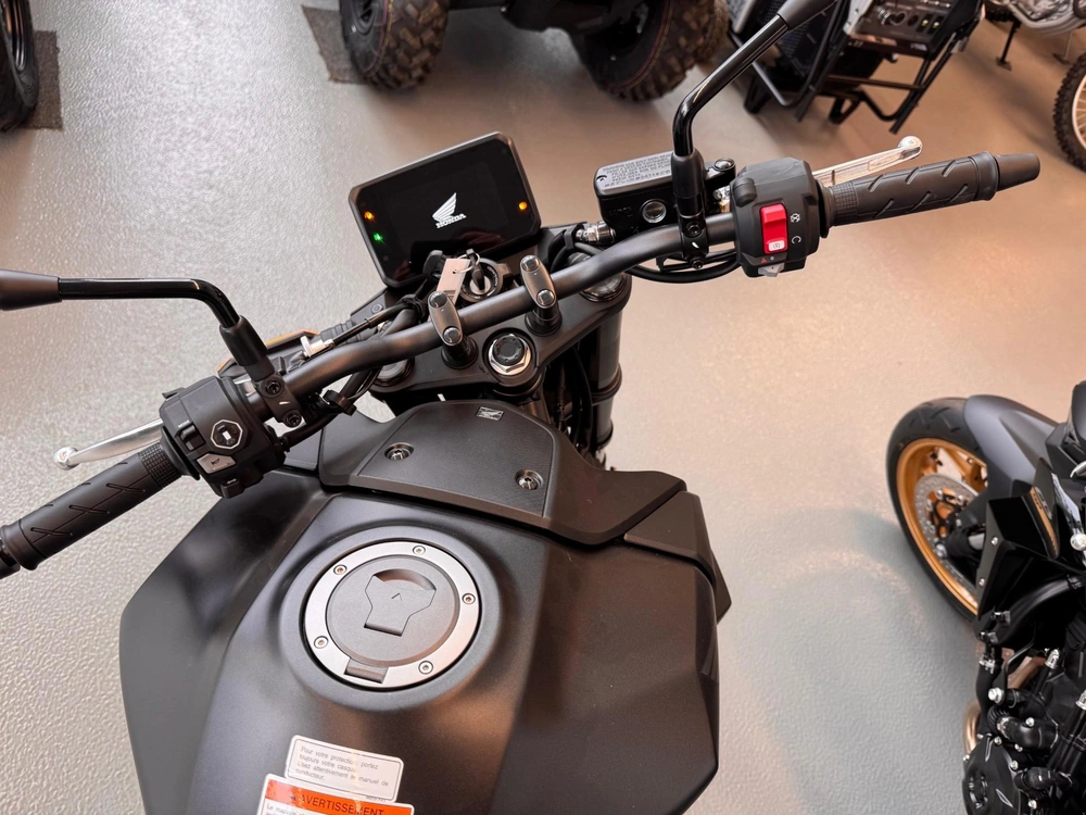 Honda Cb750as 2025 alt