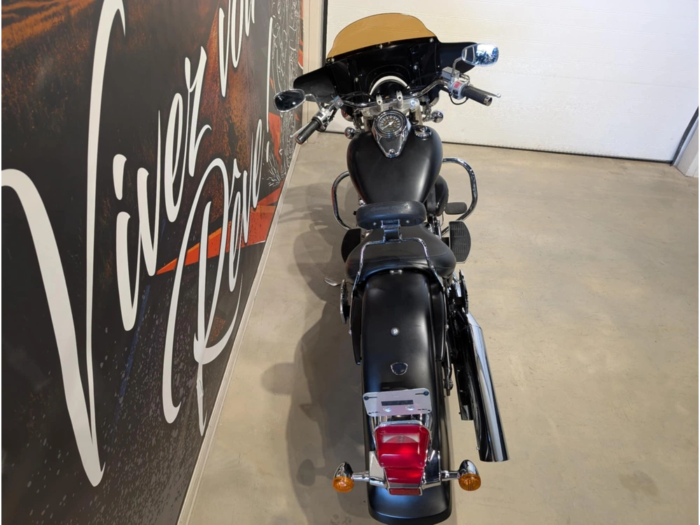 Suzuki Boulevard C50 2006 alt