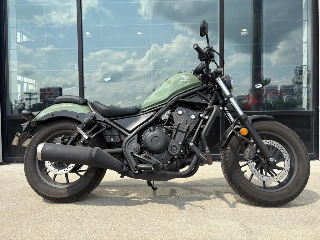 2022 Honda CMX500 REBEL ABS - 1090 KM