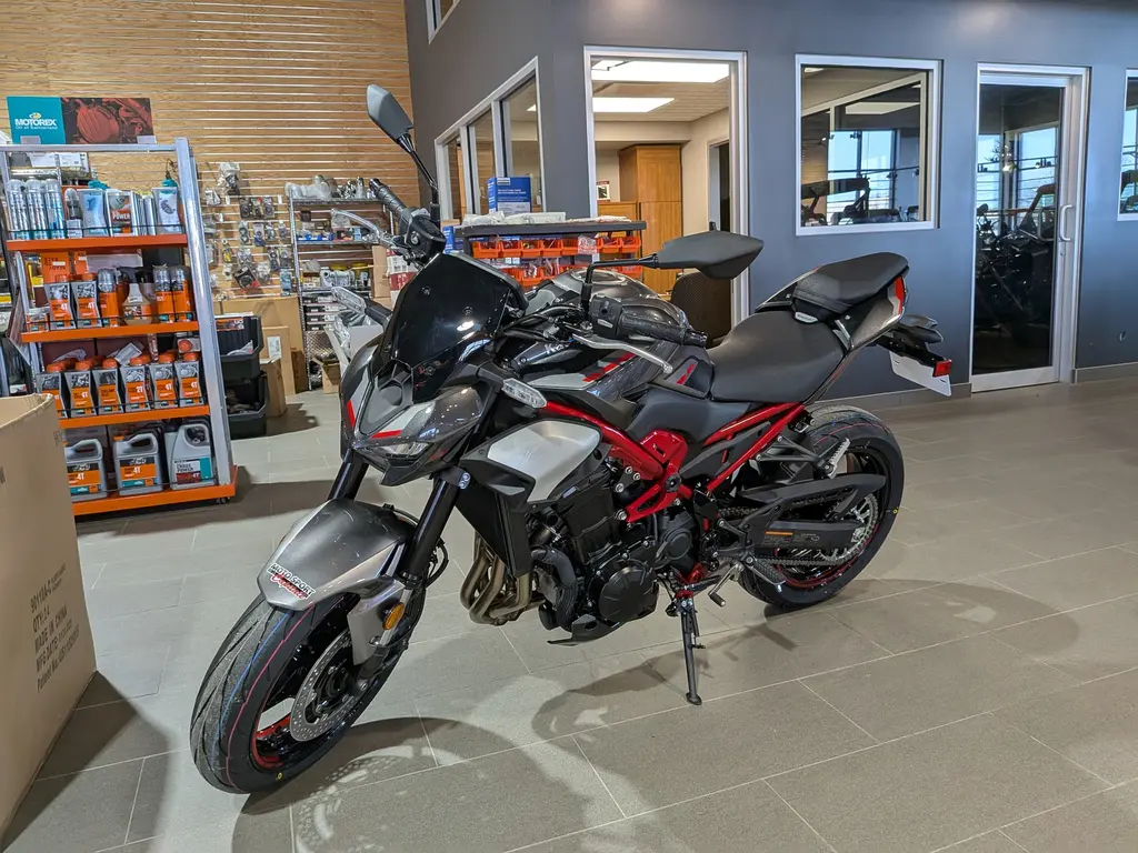 2025 Kawasaki Z900