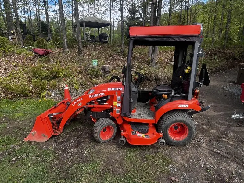 2017 Kubota BX2380