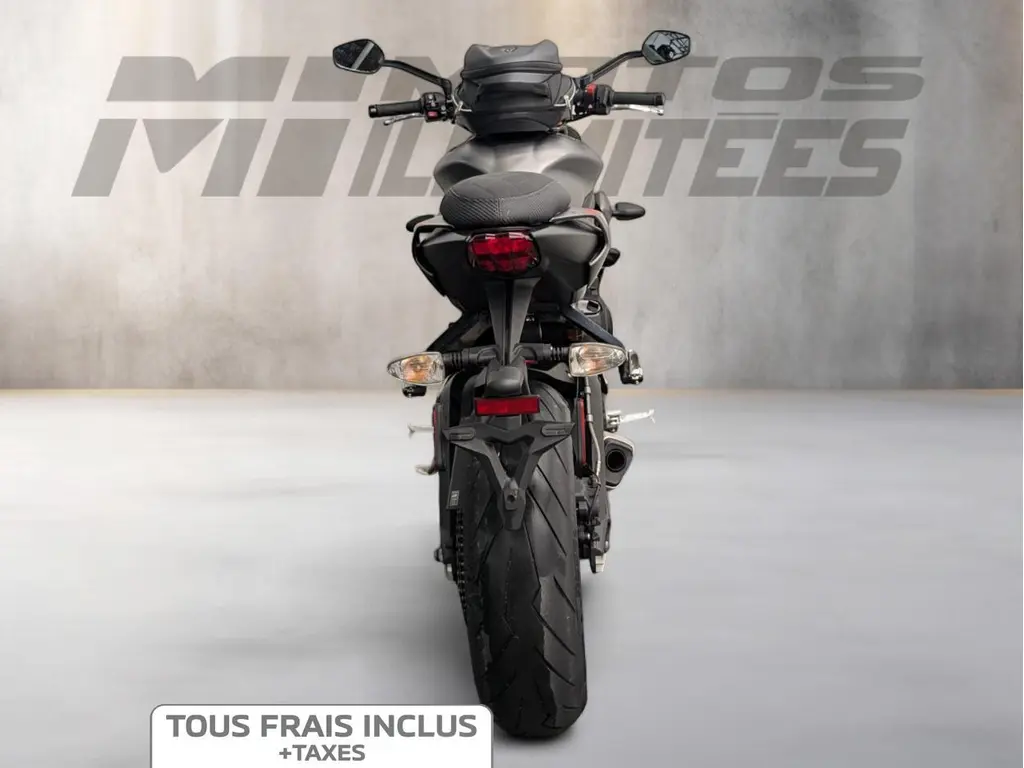 2022 Triumph STREET TRIPLE 765 R
