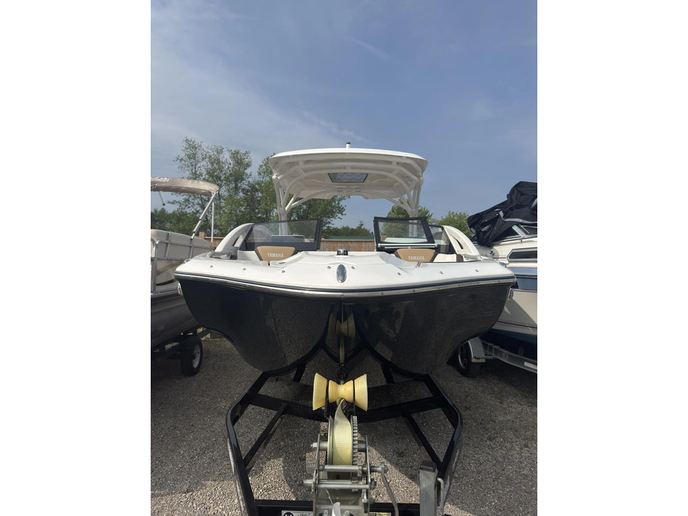 2022 Yamaha 275sd No Luxury Tax* alt