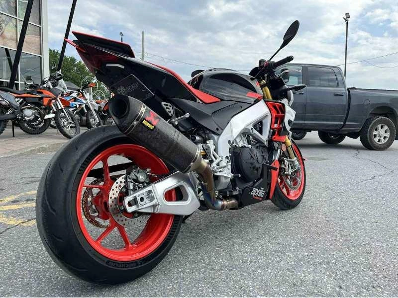 2022 Aprilia Tuono V4 alt