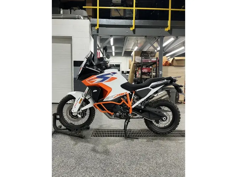 2024 KTM 1290 SUPER ADVENTURE R