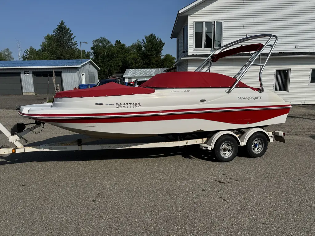 Starcraft deck boat 2010  2005