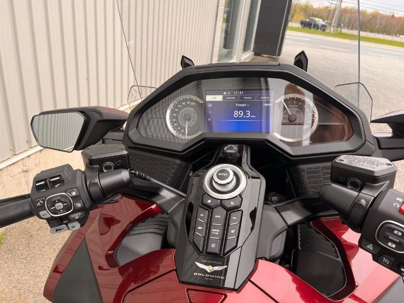 Honda Gold Wing Tour Dct 50e Anniversaire 2025 alt