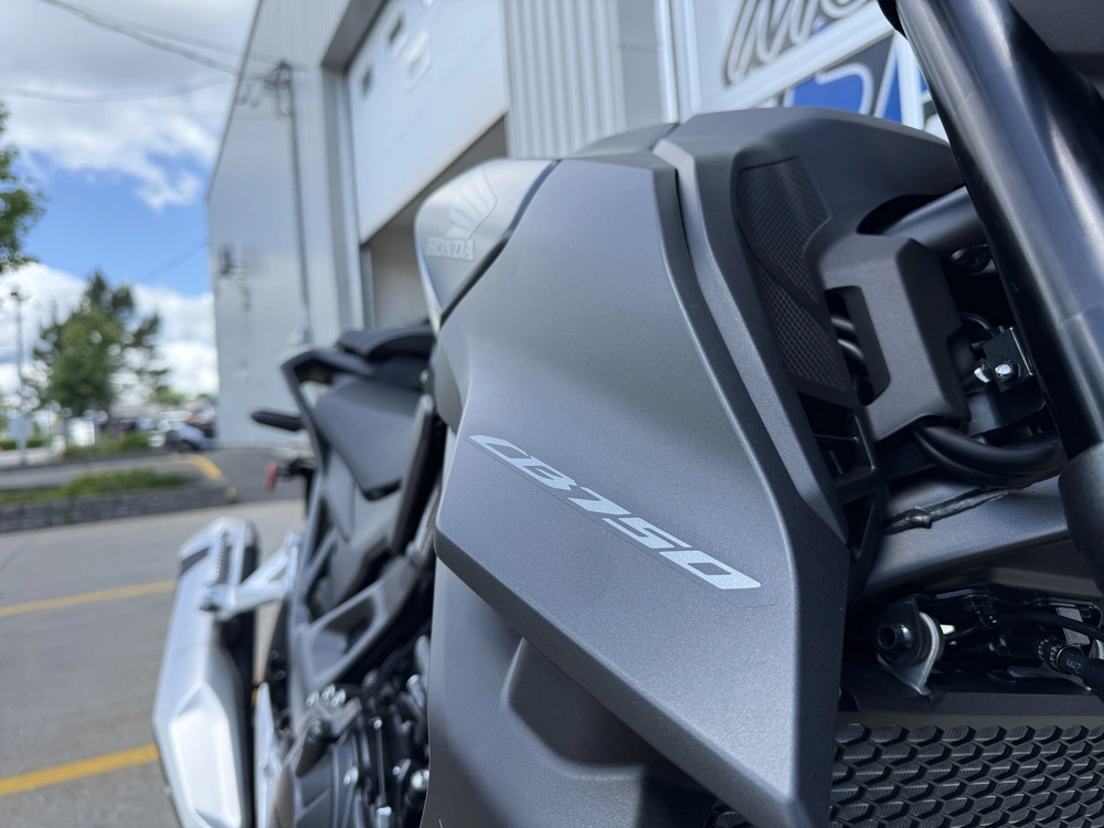 Honda Cb750 Abs 2025 alt