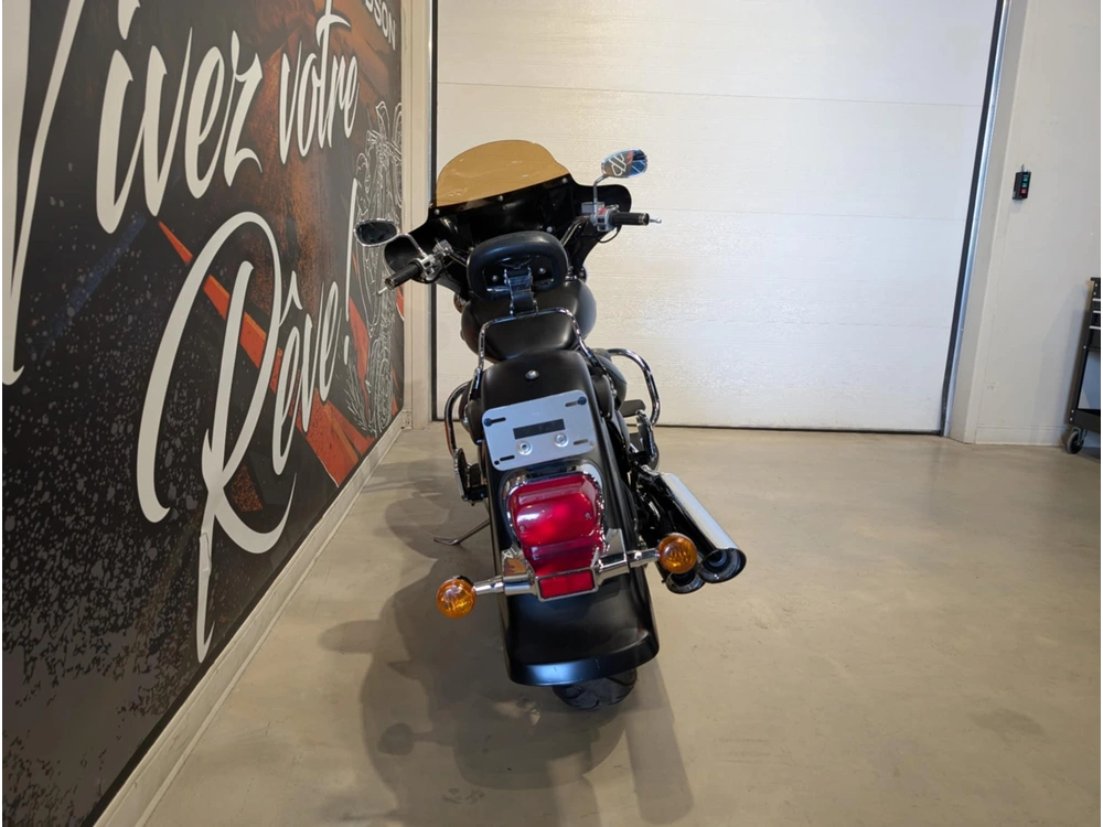 Suzuki Boulevard C50 2006 alt