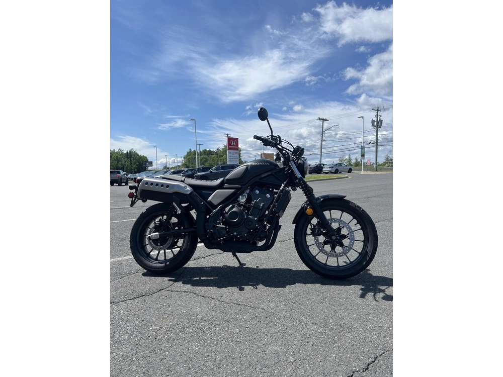 2025 Honda Scl500 alt