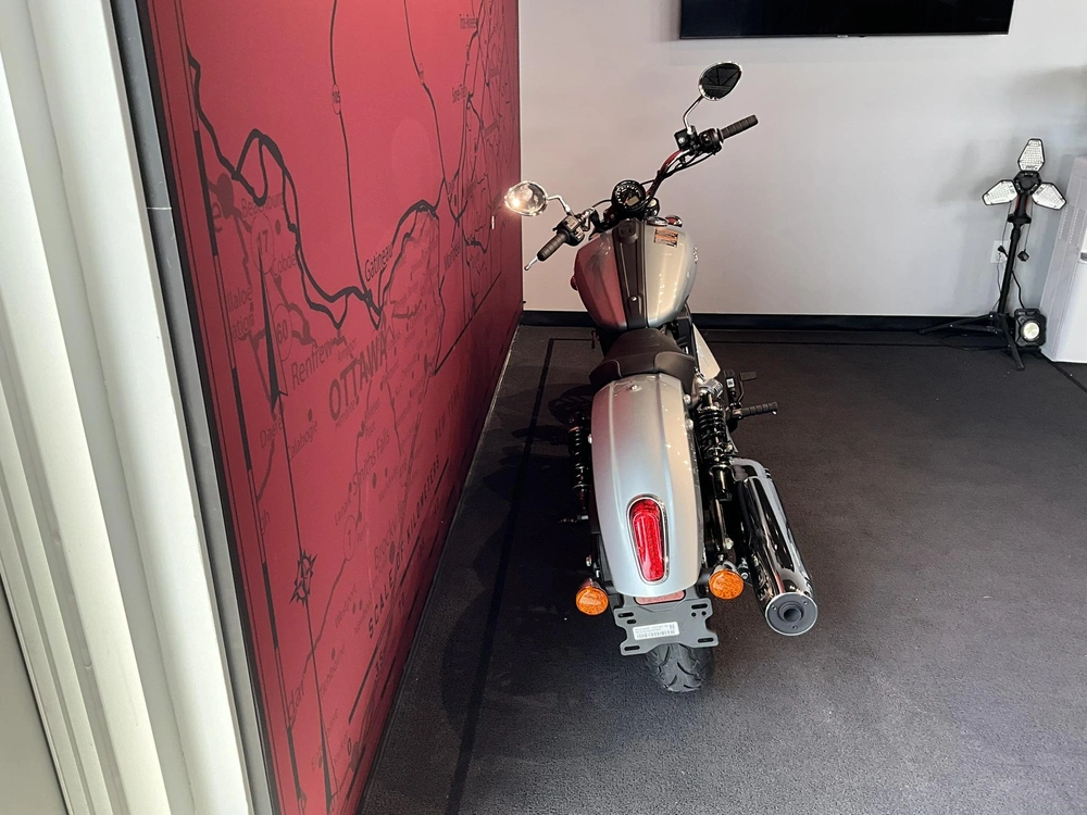 Indian Motorcycle Scout Sixty Classic Limited 2025 alt