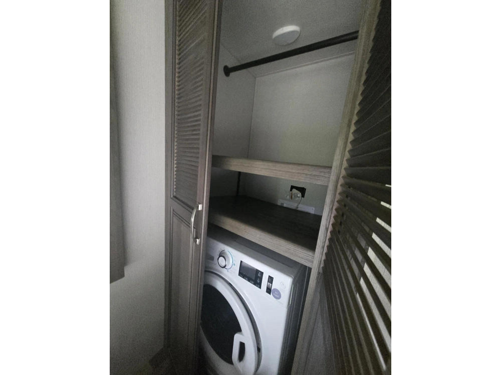 2022 Keystone Rv Cougar 354fls alt