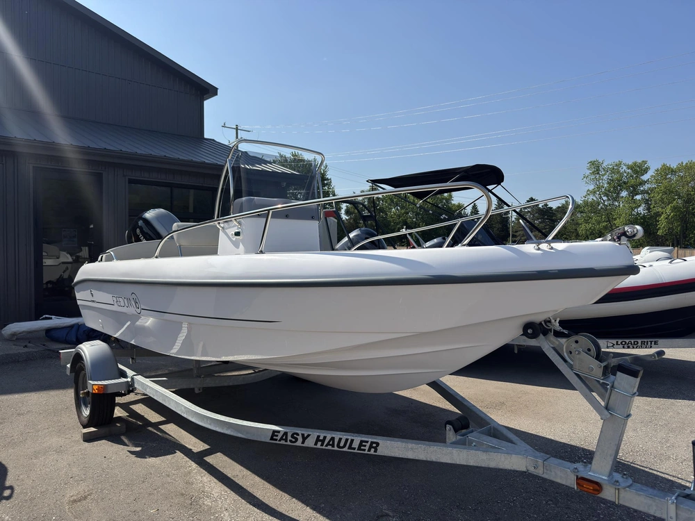 2023 Capelli Freedom 16 alt