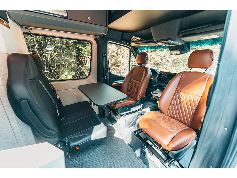 2026 Uwagen Série 7 Overland