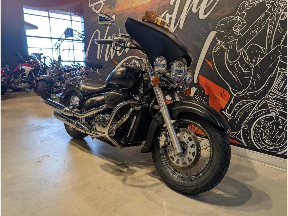 Suzuki Boulevard C50 2006 alt
