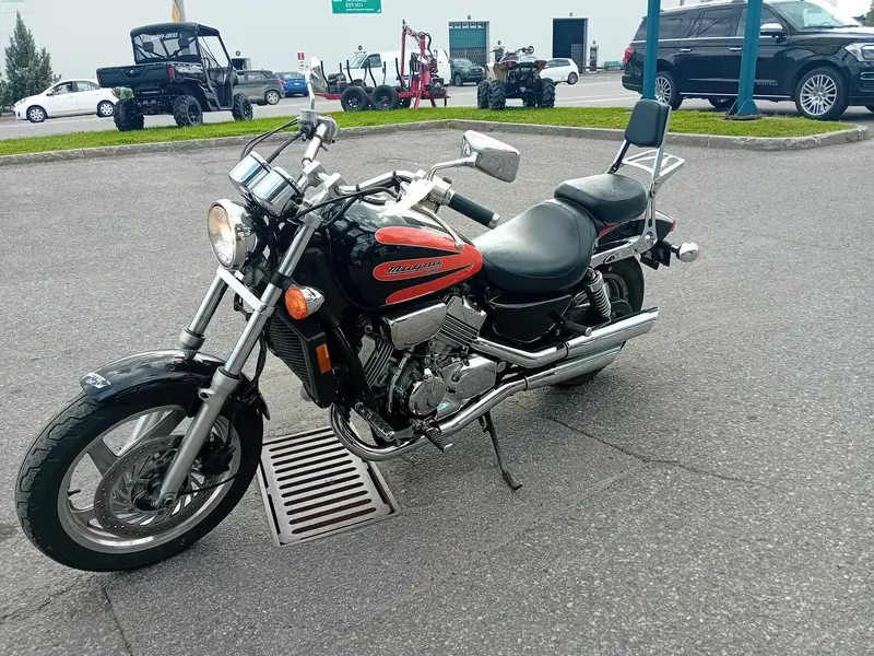 1999 Honda VF750 MAGNA