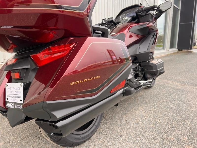 Honda Gold Wing Tour Dct 50e Anniversaire 2025 alt