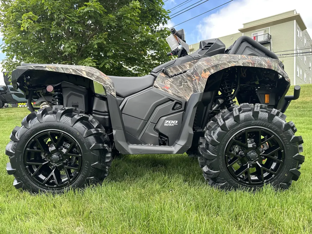 2025 Can-Am Outlander XMR 700 