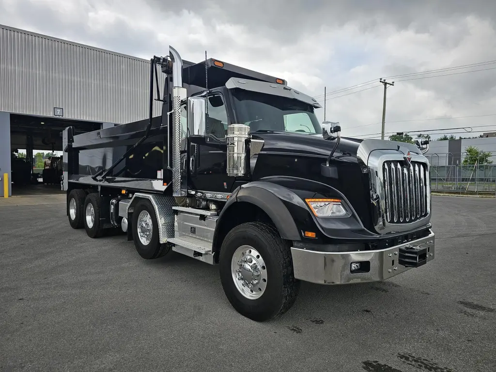 International HX620