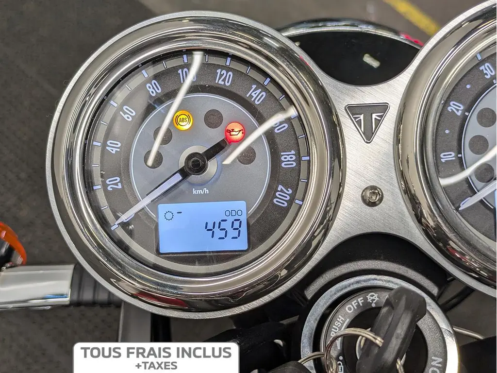 2025 Triumph BONNEVILLE T120 ELVIS EDITION