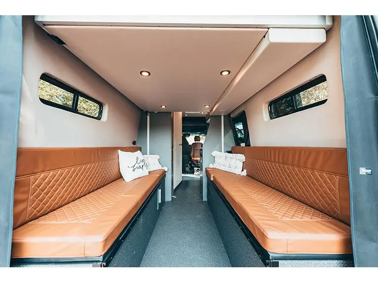 2026 Uwagen Série 7 Overland