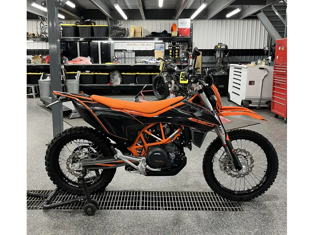 2023 KTM 690 ENDURO R
