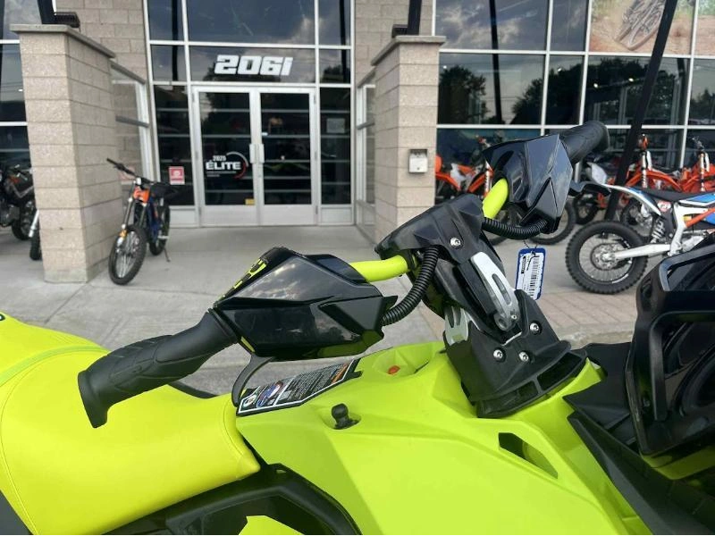2023 Sea-doo Spark Trixx alt