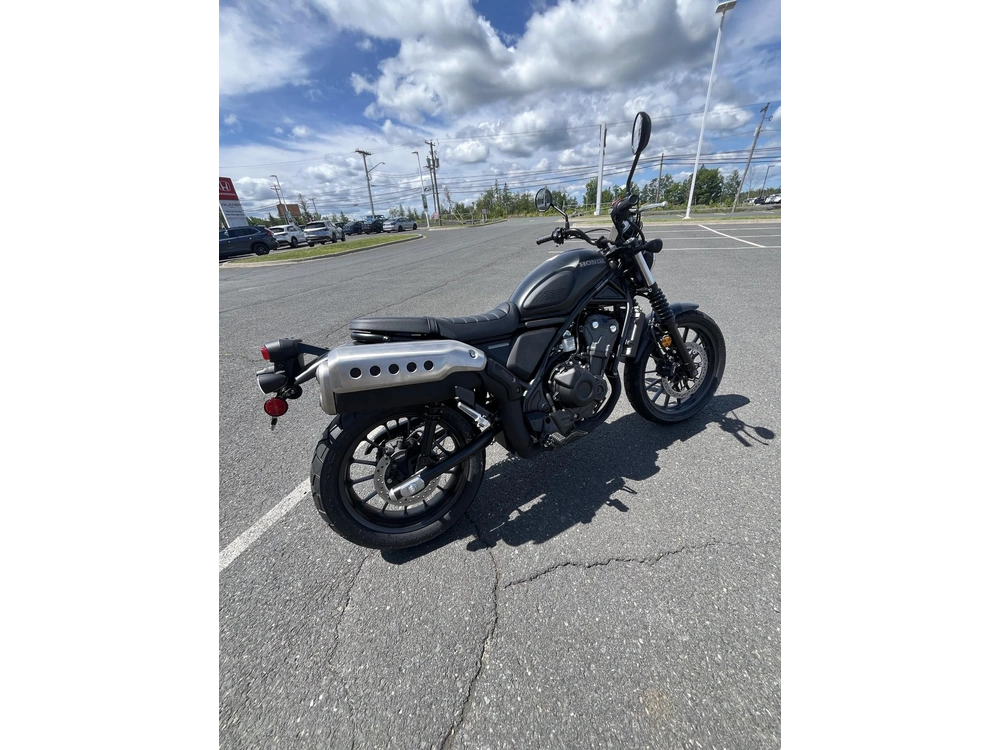 2025 Honda Scl500 alt